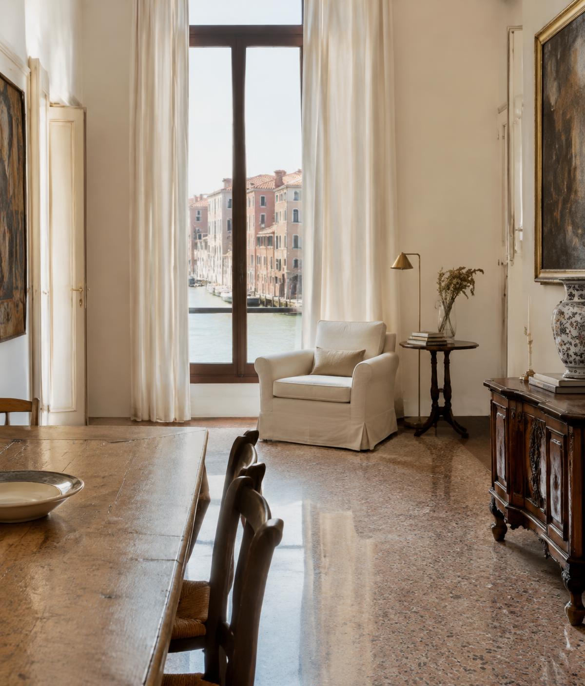 Interno di un appartamento veneziano